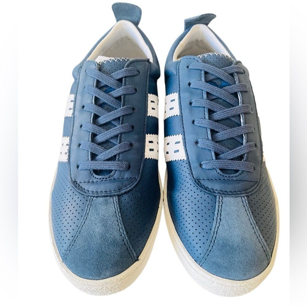 New without tag The Q1905 Medal sneaker, Denim Blue, size EU 40.